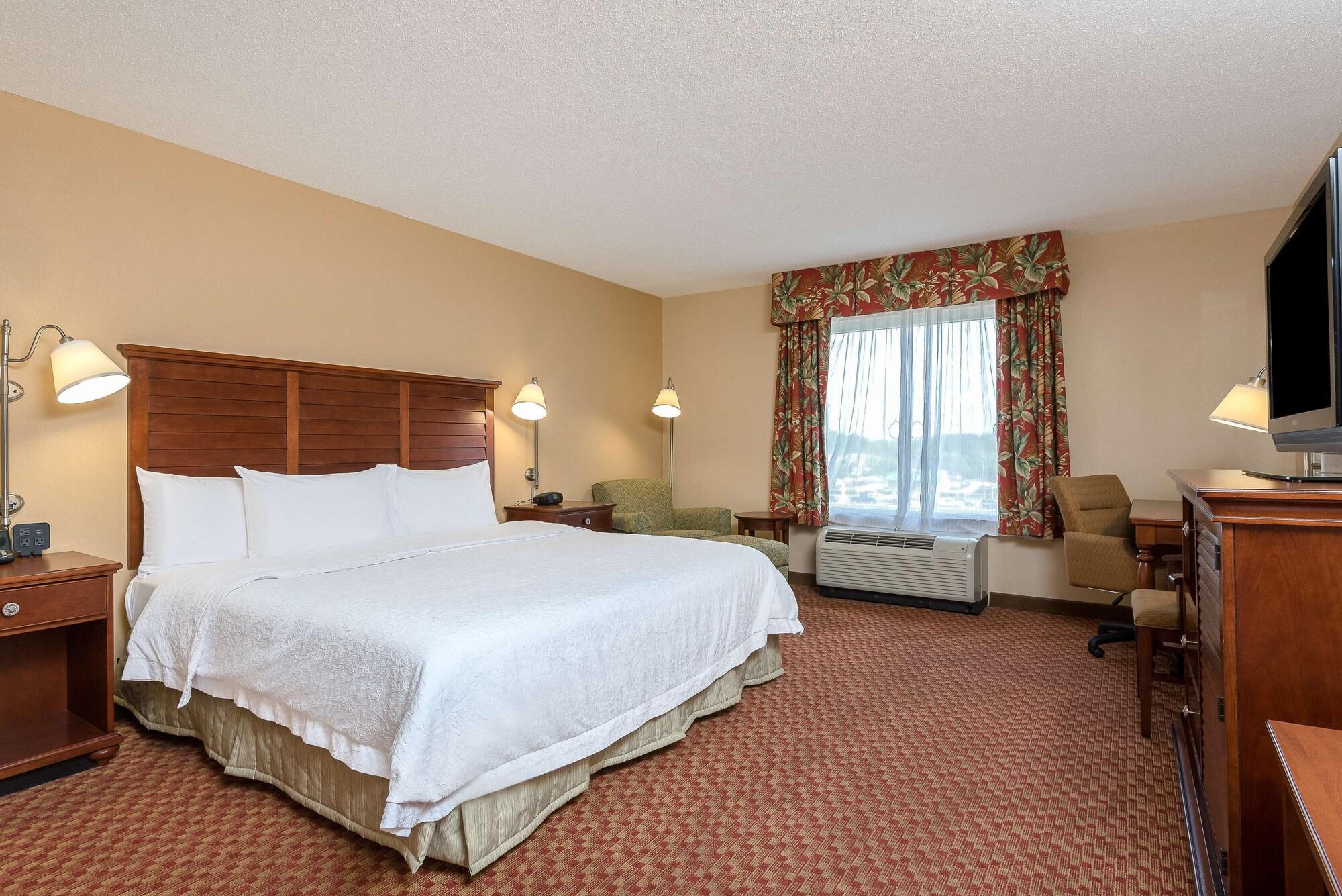 Hampton Inn & Suites Florence-North-I-95 Экстерьер фото