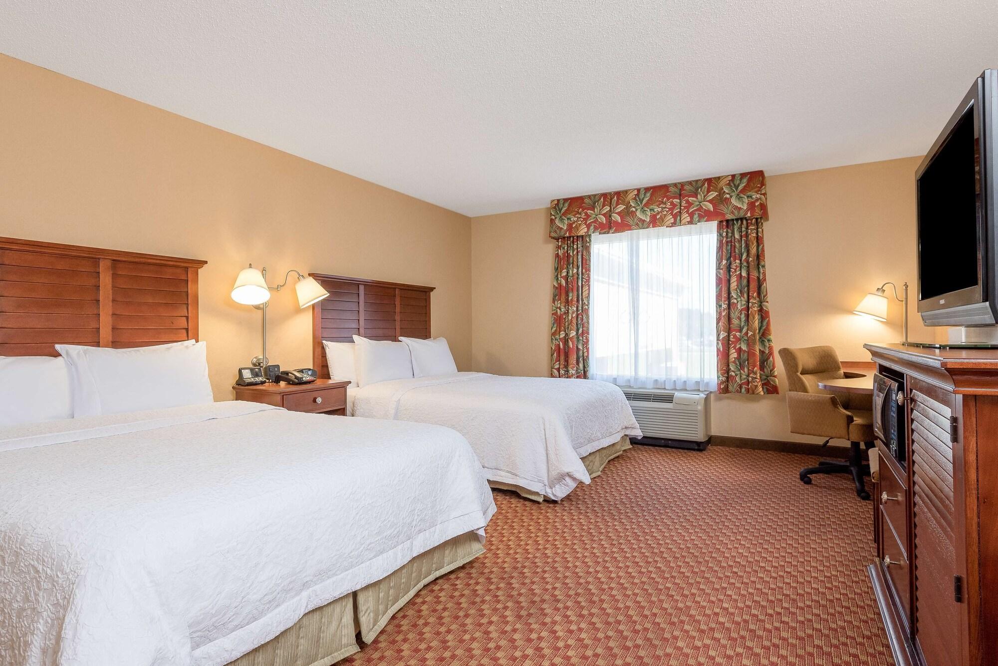 Hampton Inn & Suites Florence-North-I-95 Экстерьер фото