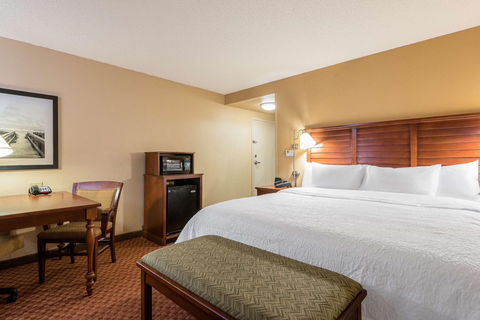 Hampton Inn & Suites Florence-North-I-95 Экстерьер фото